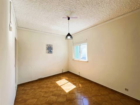 Cobertura T2 para Venda em Aranguês, Setúbal