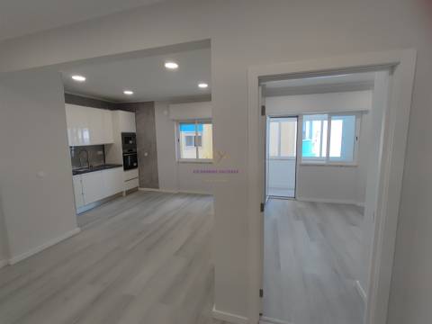 Apartamento T1 Venda em Venteira,Amadora