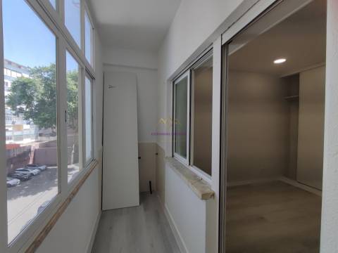 Apartamento T1 Venda em Venteira,Amadora
