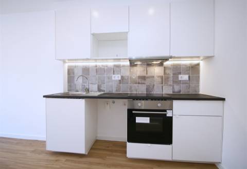 Apartamento T3 Totalmente Remodelado Open Space Excelente Luminosidade