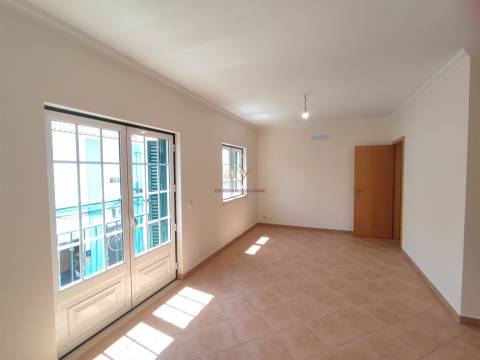 Apartamento T2 com sótão de 69 m² no centro de Marinhais – Excelente oportunidade de compra