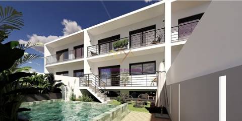 Moradia T3 com Piscina em Alcabideche