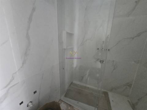 Moradia T3 com Piscina em Alcabideche