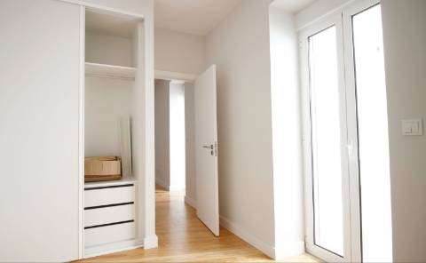 Apartamento T3 equipado com terraço Arroios