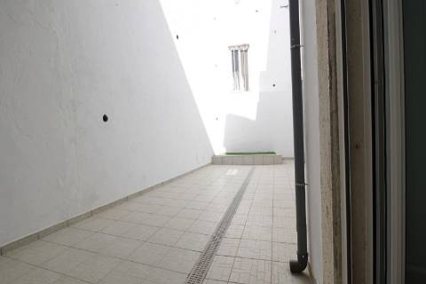 Apartamento T3 equipado com terraço Arroios