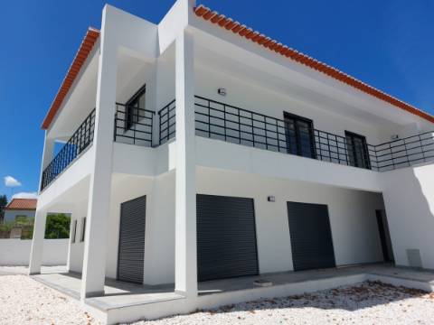 Moradia T4 (Nova Construção)