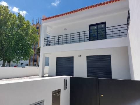 Moradia T4 (Nova Construção)