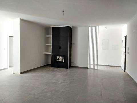 Moradia T4 (Nova Construção)