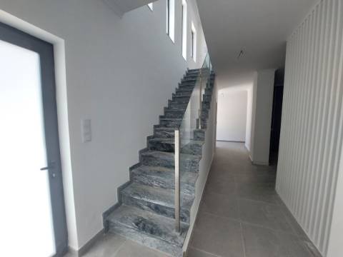 Moradia T4 (Nova Construção)