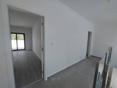 Moradia T4 (Nova Construção)