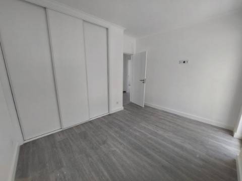 Moradia T4 (Nova Construção)