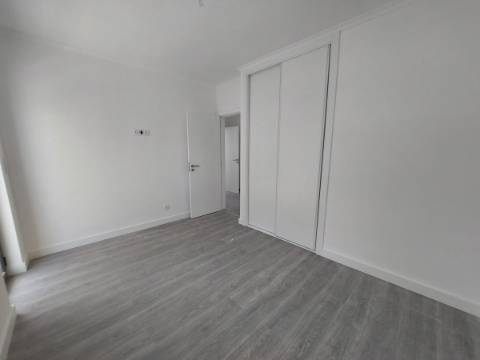 Moradia T4 (Nova Construção)