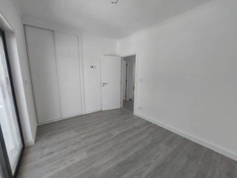 Moradia T4 (Nova Construção)