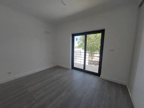 Moradia T4 (Nova Construção)