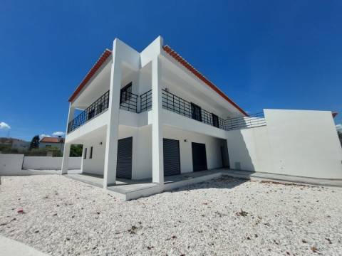 Moradia T4 (Nova Construção)