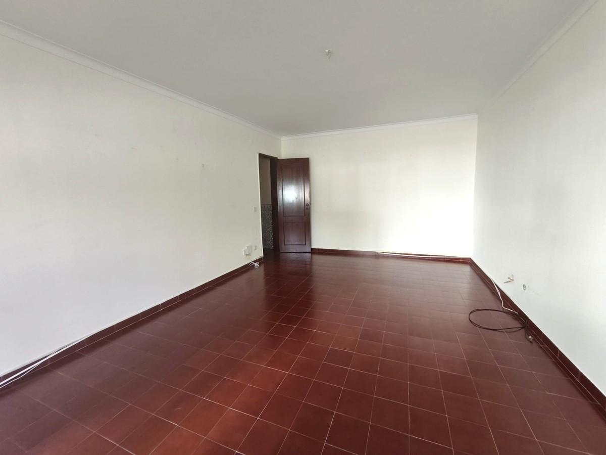 Apartamento T2 R/C