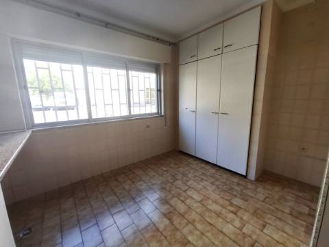 Apartamento T2 R/C