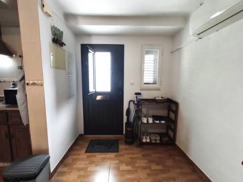 Moradia T2 com logradouro