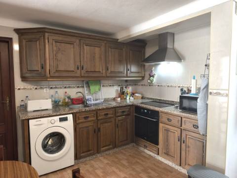 Moradia T2 com logradouro