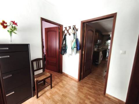 Moradia T2 com logradouro