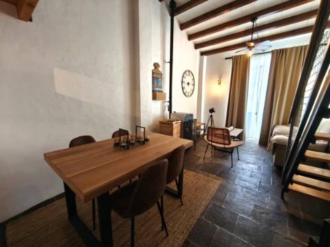 Prédio T2 no Centro Histórico