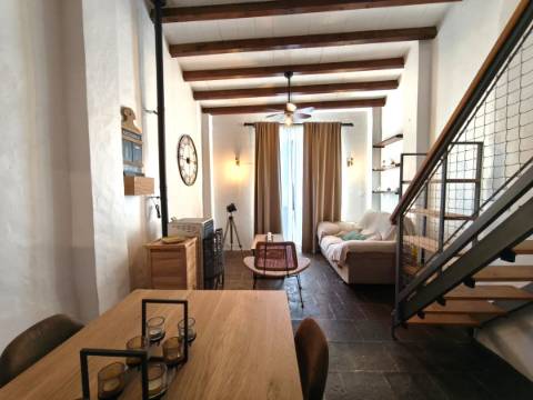 Prédio T2 no Centro Histórico