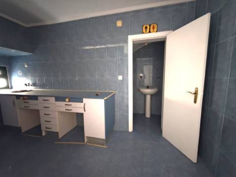 Moradia em banda em Campo Maior