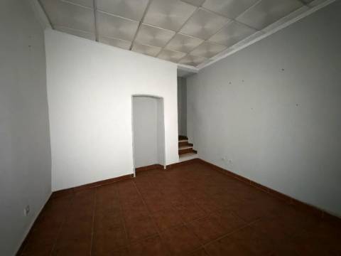 Moradia em banda em Campo Maior