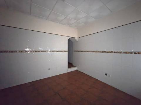 Moradia em banda em Campo Maior