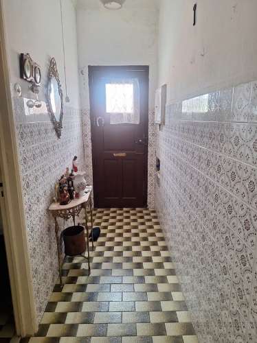 Fração de Moradia com quintal e terraço