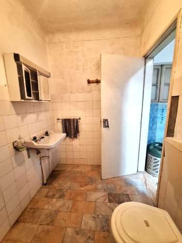 Fração de Moradia com quintal e terraço