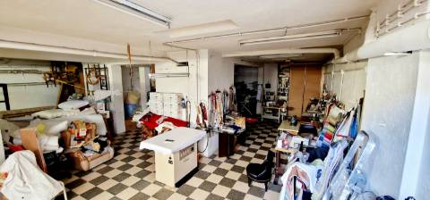 Espaço comercial de 2 pisos na Figueirinha, Oeiras