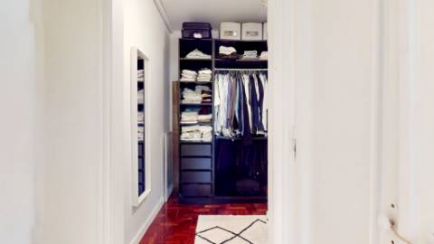 Apartamento T5 com garagem box na prestigiada Av. 5 de Outubro em Lisboa