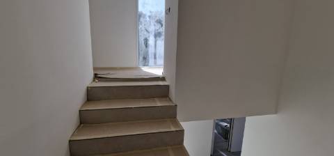 Moradia T4 com piscina à venda em Manique