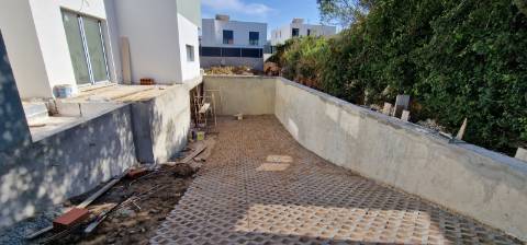 Moradia T4 com piscina à venda em Manique