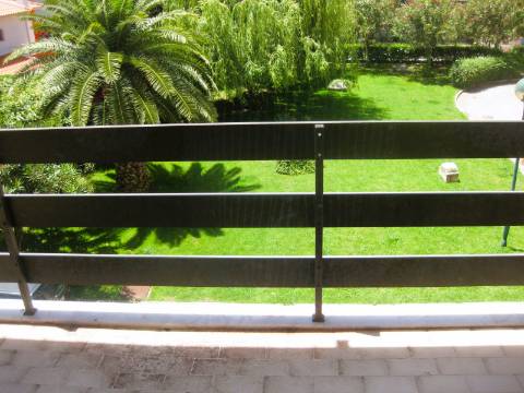 Apartamento T3 para arrendar em Oeiras