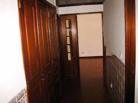 Apartamento T3 para arrendar em Oeiras