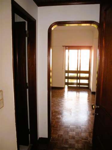 Apartamento T3 para arrendar em Oeiras