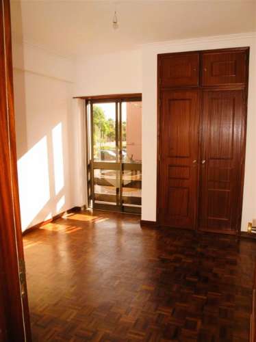 Apartamento T3 para arrendar em Oeiras