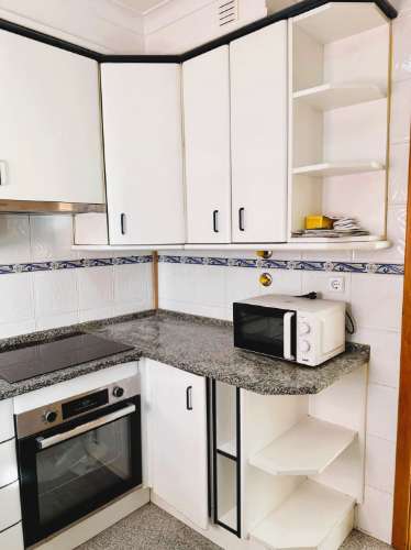 Arrendamento apartamento T2 na Guia, Cascais