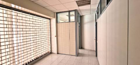 Oportunidade Única! Espaço Comercial de 152m2 na Costa da Guia