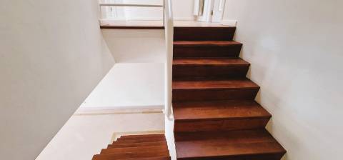 Moradia geminada com piscina inserida em Condominio de luxo- Cascais