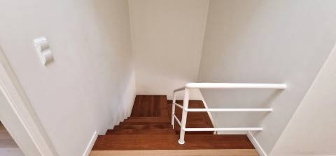 Moradia geminada com piscina inserida em Condominio de luxo- Cascais