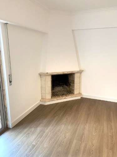 Apartamento T2 Renovado em Cascais - Arrendamento Imediato, Pronto a Entrar!