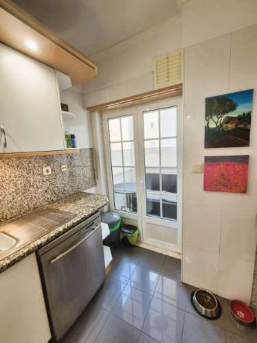 Fantástico Apartamento T3 em Condomínio Privado com Piscina e Zonas Verdes