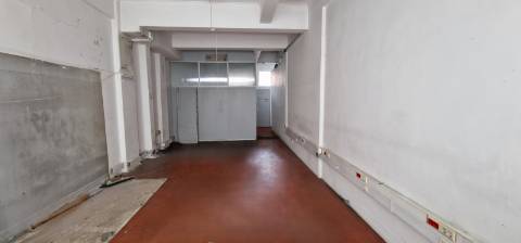 Loja de 3 pisos no coração de Lisboa - Oportunidade única para o seu negócio!