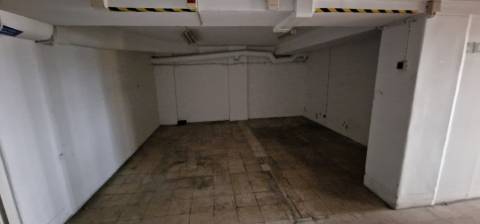 Loja de 3 pisos no coração de Lisboa - Oportunidade única para o seu negócio!