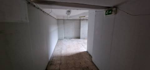 Loja de 3 pisos no coração de Lisboa - Oportunidade única para o seu negócio!