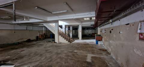 Loja de 3 pisos no coração de Lisboa - Oportunidade única para o seu negócio!