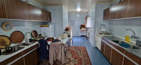 Moradia T7 Independente em Cascais com Jardim e Garagem